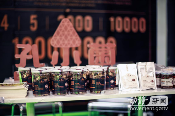 ܇һһ·FrخaƷСӢЈ